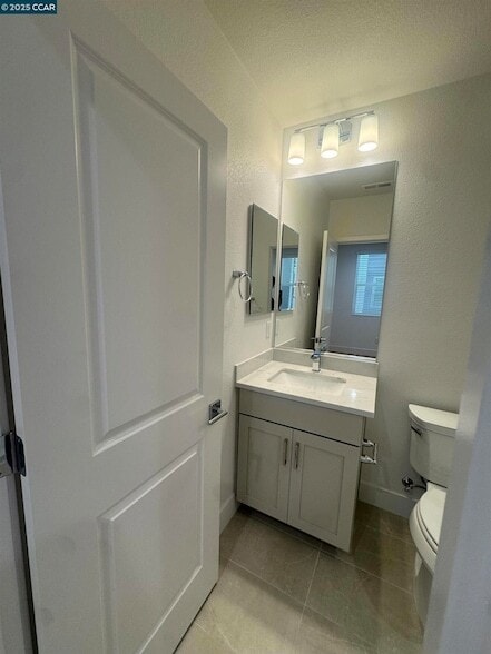 Building Photo - 5601 Linen Ct