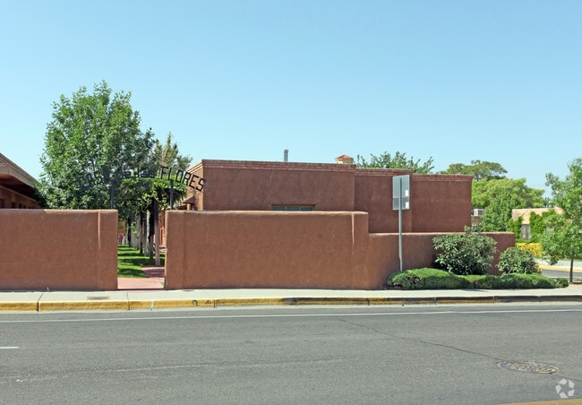 Building Photo - 1630 Dr Martin Luther King Jr Ave NE