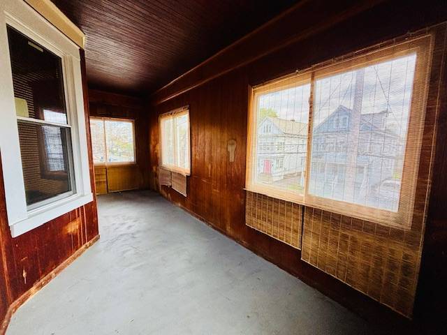 Building Photo - 23 Hampton St