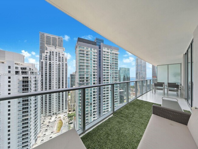 Building Photo - 1100 S Miami Ave