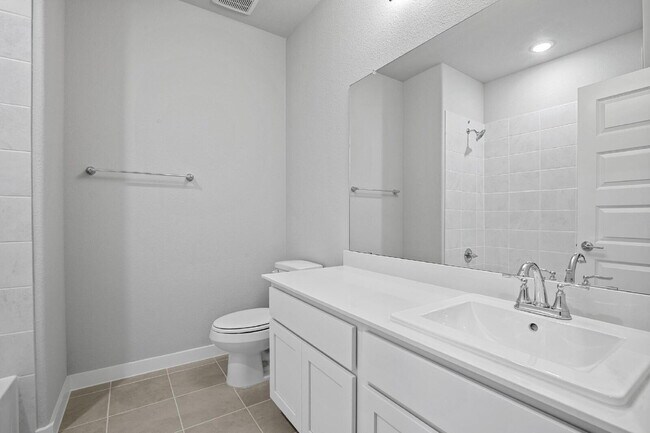 Building Photo - 1111 Birchwood Ln
