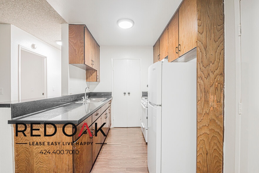 Building Photo - 5107 Passons Blvd