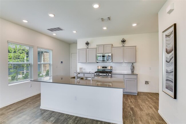 Building Photo - 15205 Spruce Frost Cv