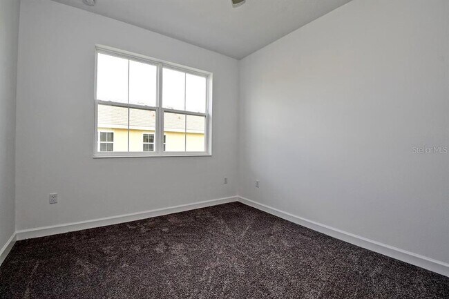 Building Photo - 1520 Lake George Dr