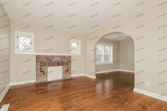 Building Photo - 2434 Hord Ave