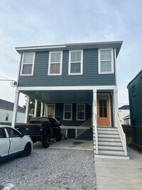 Building Photo - 1520 Sere St