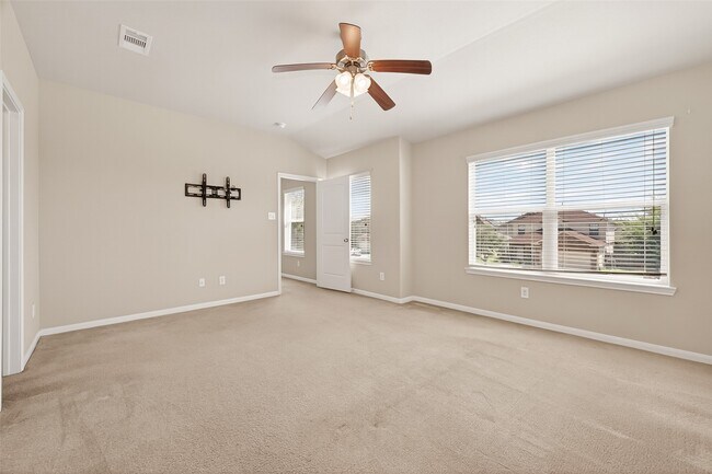 Building Photo - 19662 Little Pine Ln