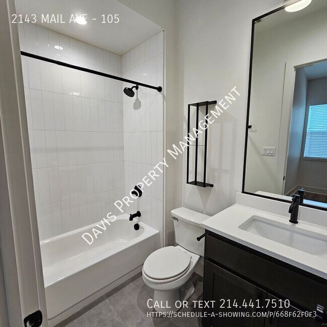 Building Photo - 2143 Mail Ave