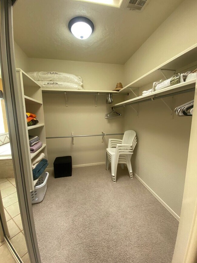 Building Photo - Beautiful Fully Furnished Home for rent in the Boulders on the Green