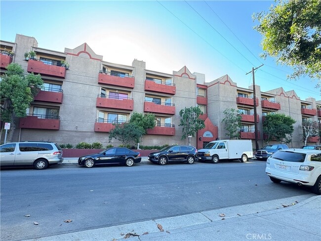 Building Photo - 4717 Ben Ave