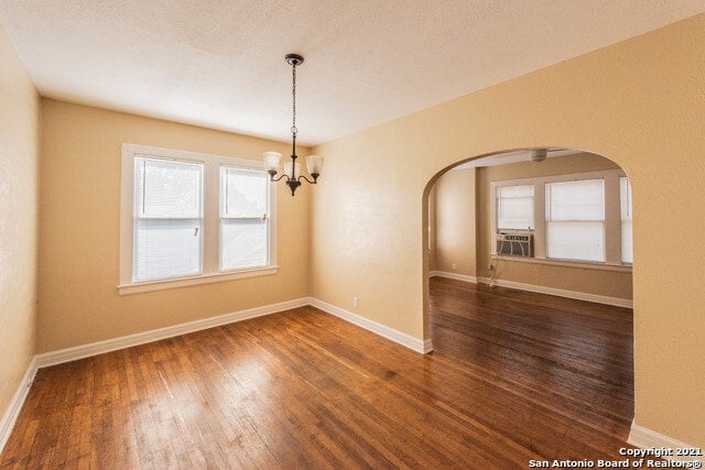 Building Photo - 2020 W Woodlawn Ave