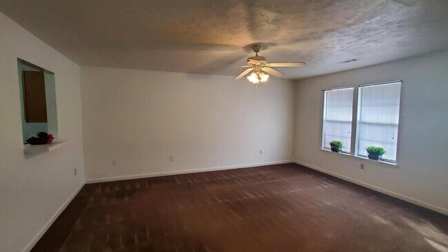 Building Photo - 1091 Micha Way