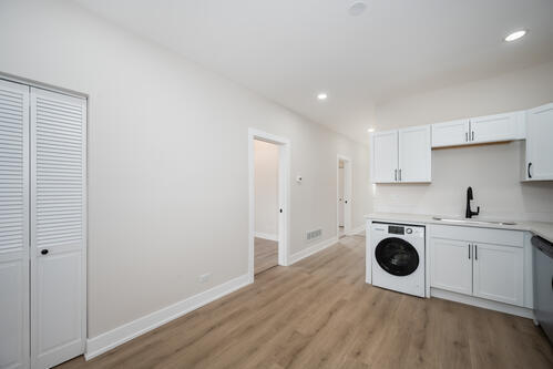 Building Photo - 2228 N Major Ave