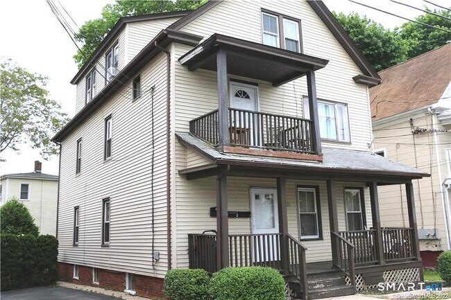 Building Photo - 21 Williams St