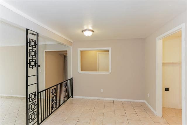Building Photo - 2513 Mardell Dr