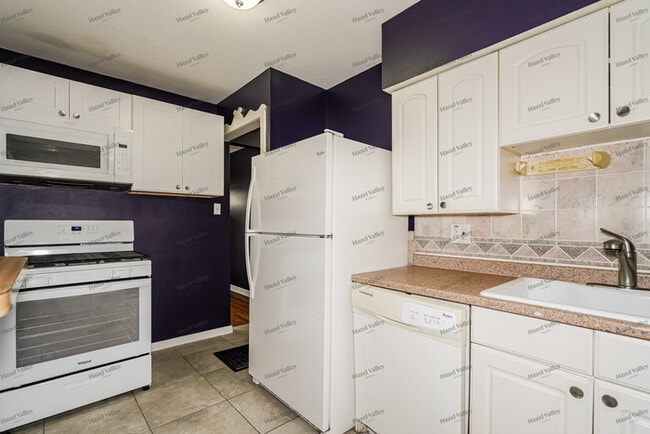 Building Photo - 3965 Ashby Rd