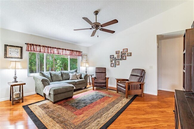 Building Photo - 5318 Las Flores Via