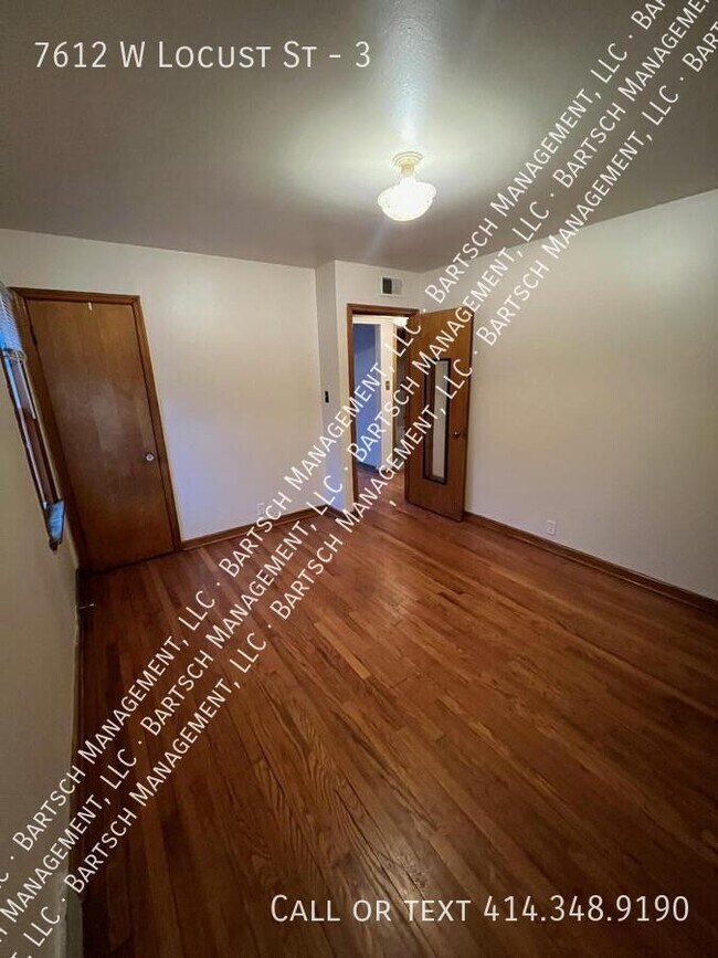 Building Photo - 7612 W Locust St