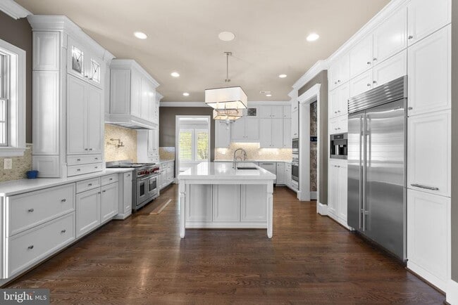 Building Photo - 11230 Kinsale Ct