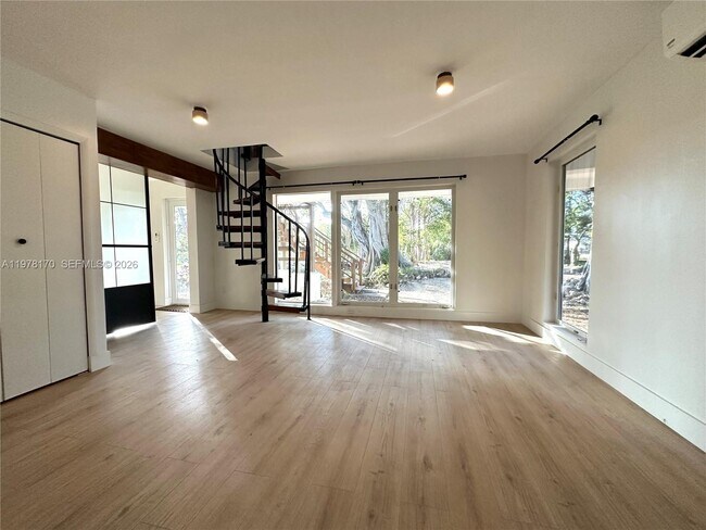 Building Photo - 17010 SW 77th Ave