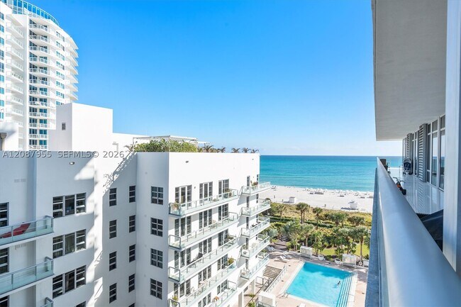 Building Photo - 3737 Collins Ave