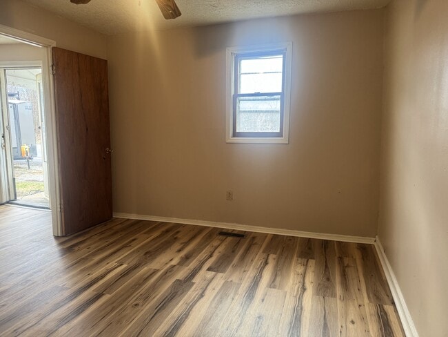 Building Photo - 1604 Alton Rd