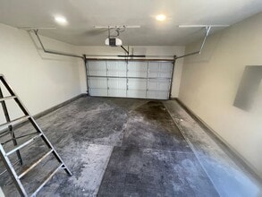 Building Photo - 2315 43rd Ave Ct