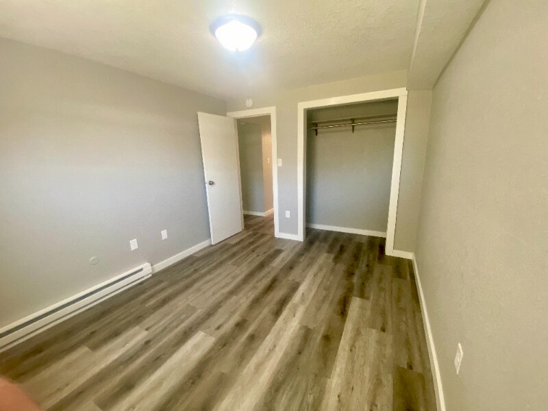 Building Photo - 1131 Spencer St