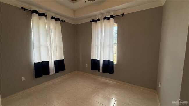 Building Photo - 6613 S Amarillo Ln