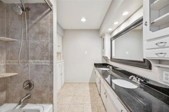 Building Photo - 6820 E Mockingbird Ln