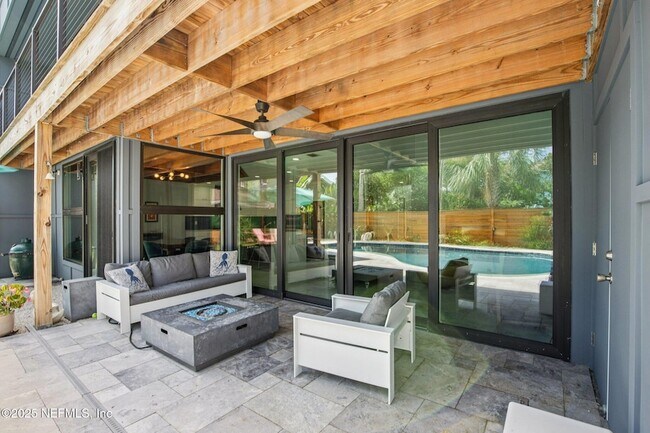 Building Photo - 248 11th St