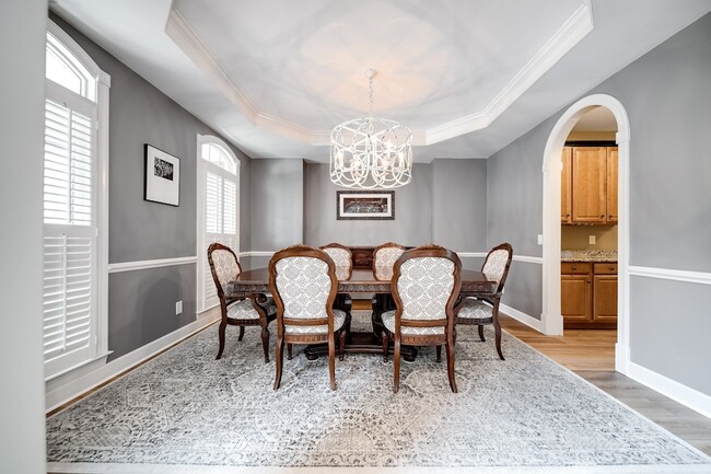 Building Photo - 9813 Albemarle Ln