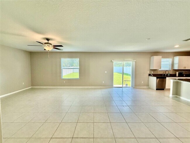 Building Photo - 10252 Shady Preserve Dr