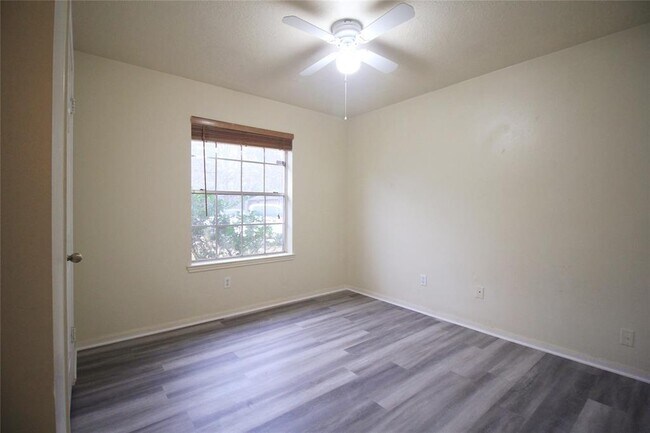 Building Photo - 21826 Raven Tree Ct