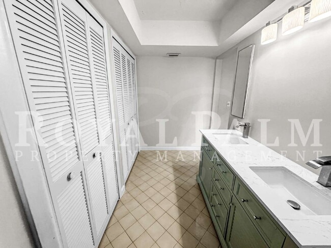 Building Photo - 3 Bed | 2 Bath Home on SE 46th Terrace – Space to Live, Room to Breathe