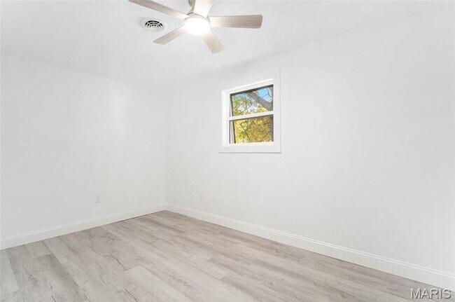 Building Photo - 2109 S 3rd St