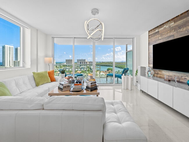 Building Photo - 400 Sunny Isles Blvd