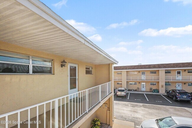 Building Photo - 2135 N Courtenay Pkwy