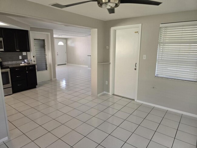 Building Photo - 3614 Harvard Dr