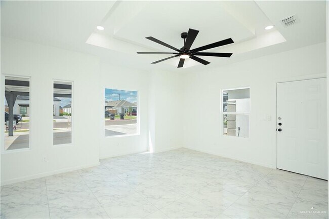 Building Photo - 11 S Xanthia St