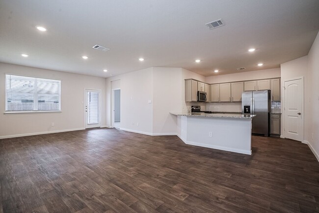 Building Photo - 224 Briggs Ln