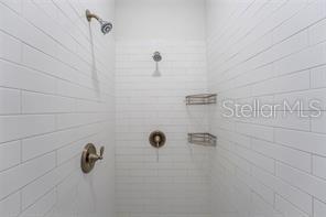 Building Photo - 476 Lake Shore Pkwy