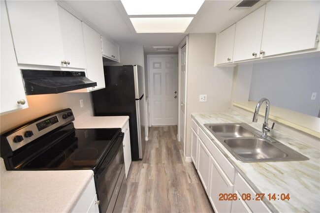 Building Photo - 5009 Terrace Village Ln