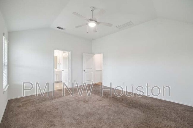 Building Photo - 10022 Granite Grove Ln