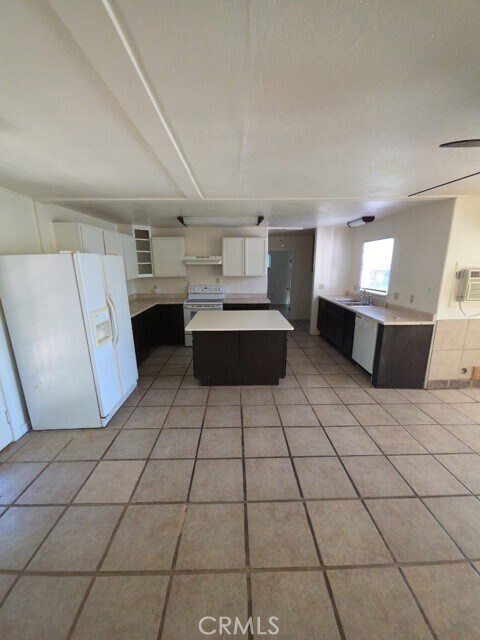 Building Photo - 9633 Middle Creek Rd