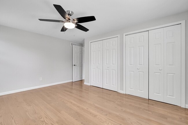 Building Photo - 41705 Broquet Dr