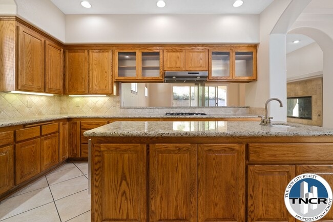 Building Photo - Gorgeous 4 Bedroom | 3.5 Bath