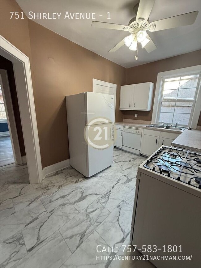 Building Photo - 751 Shirley Ave