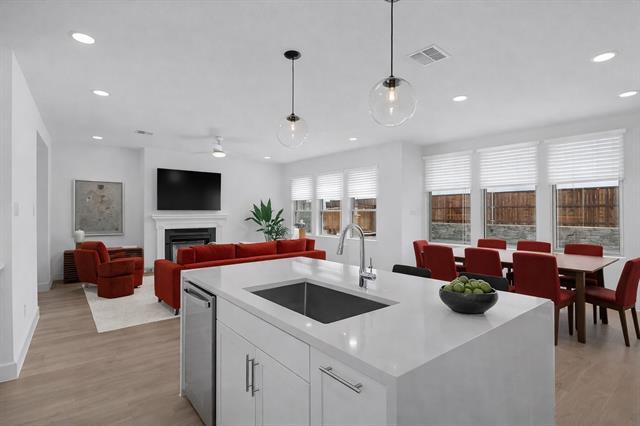 Building Photo - 418 Sagebrush Trl