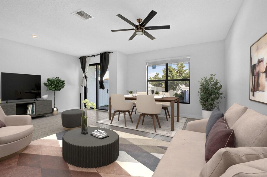 Building Photo - 4408 Hemlock Dr